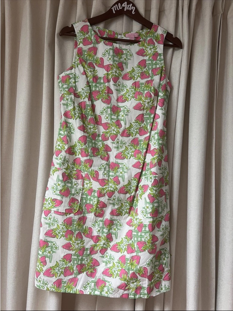 Lilly Pulitzer Worth Shift Dress Rare! Sz 4 Creme Fraiche Strawberry 100% Cotton